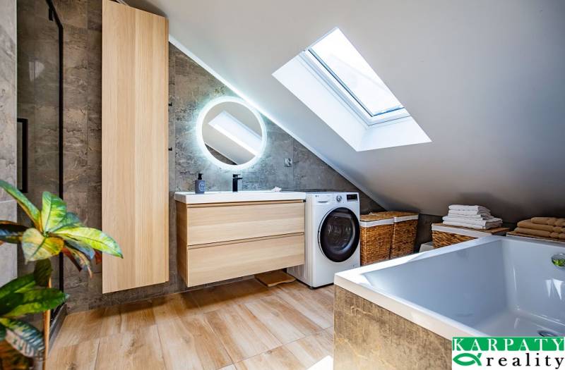 d48b21fca997a8bff9bb0a0b1b20d281_1000 (1).jpg